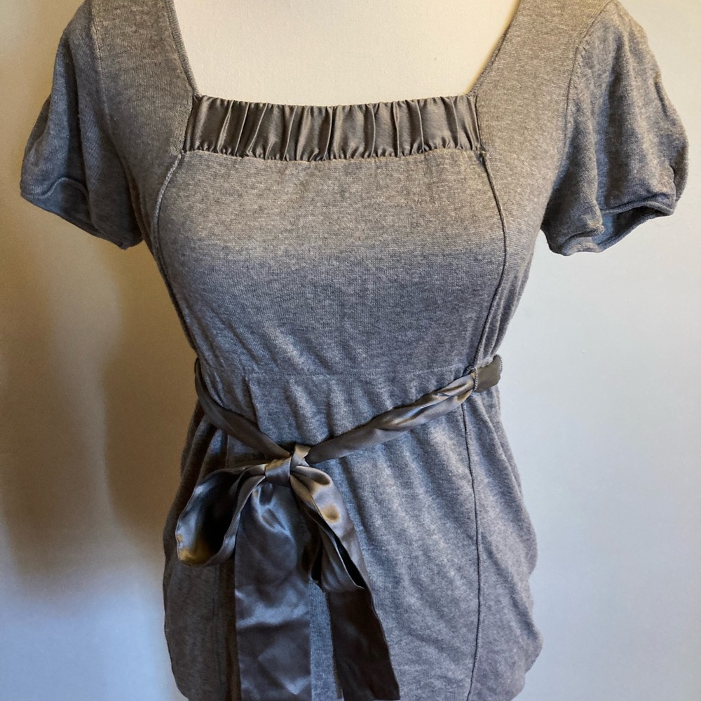 Pea in the pod maternity top with ribbon detail